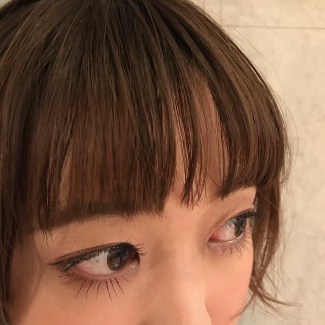 前髪がポイントの髪型